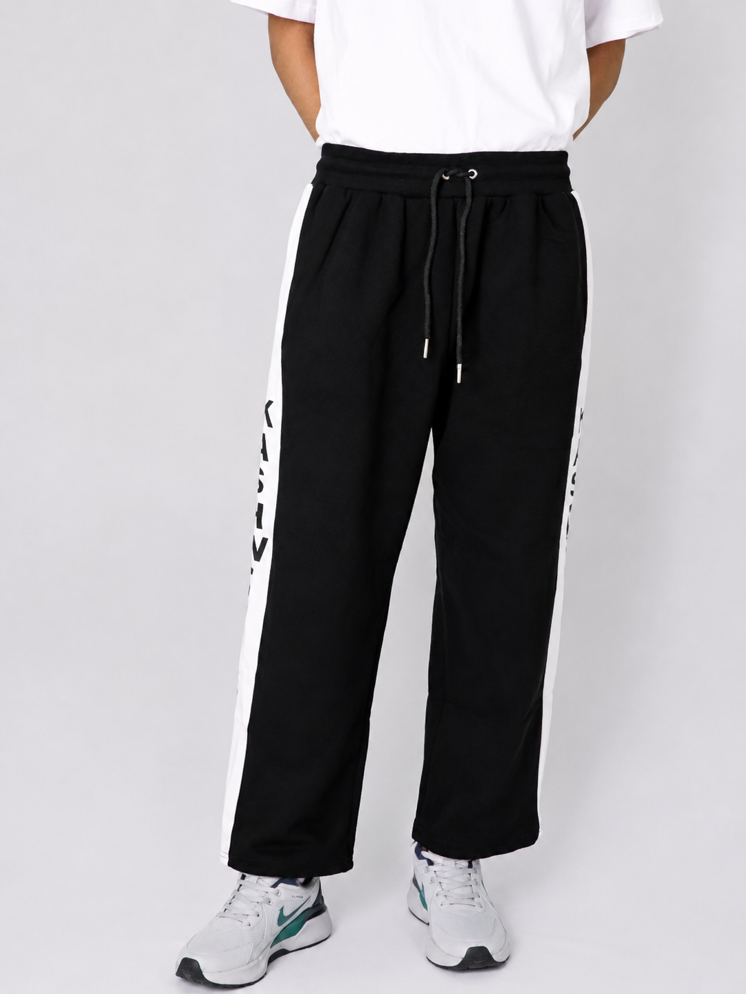 Kashwears Track Pant – Core Stripe Edition